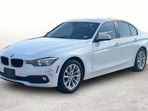 Used 2016 BMW 320i Sedan RWD image 9