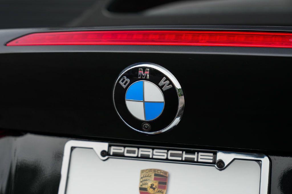 Used 2024 BMW M440i Convertible RWD image 18