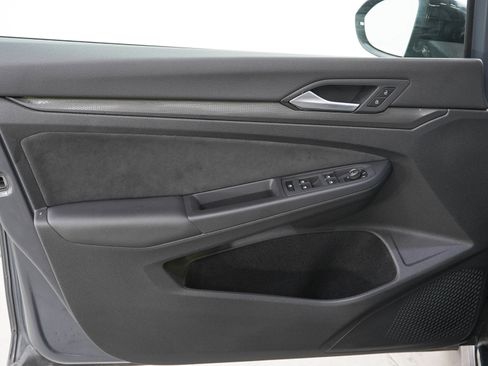 Used 2024 Volkswagen GTI SE FWD image 19