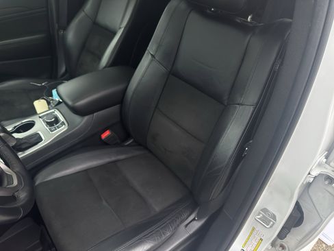 Used 2019 Jeep Grand Cherokee Altitude AWD/4WD image 19