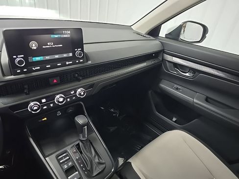 Used 2023 Honda CR-V LX image 25