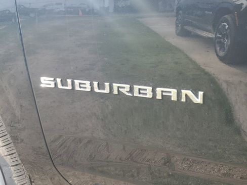 New 2026 Chevrolet Suburban LS image 7