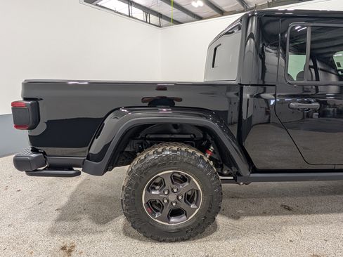 Used 2021 Jeep Gladiator Rubicon AWD/4WD image 10