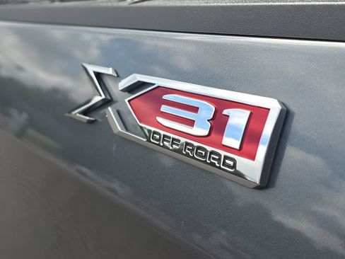Used 2021 GMC Sierra 1500 SLT w/ SLT Premium Plus Package AWD/4WD image 10