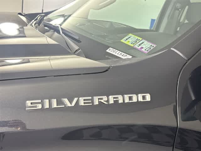 Certified 2023 Chevrolet Silverado 1500 Custom AWD/4WD image 10