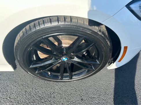 Used 2021 BMW 330i xDrive Sedan w/ M Sport Package image 28