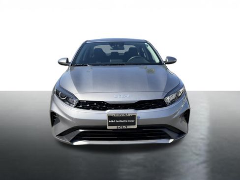Certified 2024 Kia Forte LXS FWD image 3