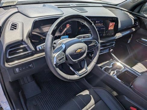New 2026 Chevrolet Traverse High Country w/ LPO, Floor Liner Package AWD/4WD image 3