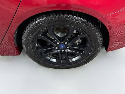 Used 2019 Ford Fusion SE w/ Equipment Group 151A image 9