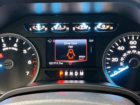 Used 2018 Ford F150 XLT w/ Trailer Tow Package AWD/4WD image 23