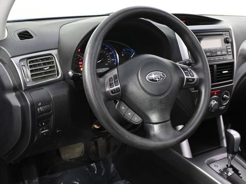 Used 2012 Subaru Forester 2.5X Premium w/ All-Weather Pkg image 11