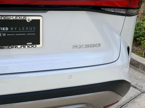 Used 2024 Lexus RX 350 FWD image 11