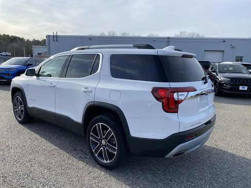 Used 2023 GMC Acadia SLT w/ Technology Package image 8