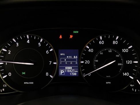 Used 2017 Nissan Armada Platinum w/ Interior Lighting Package image 8