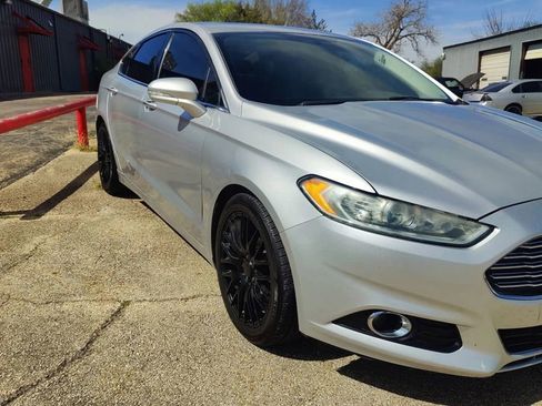 Used 2015 Ford Fusion Titanium FWD image 3