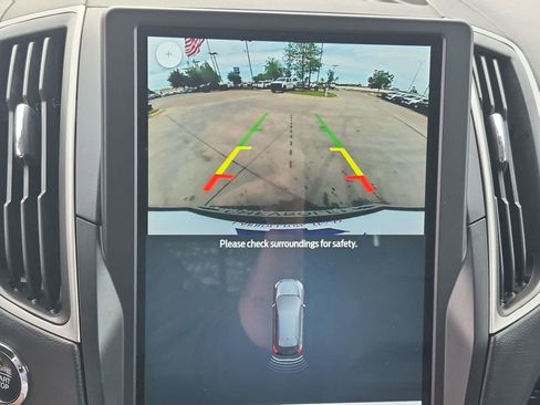 Used 2024 Ford Edge SEL image 17