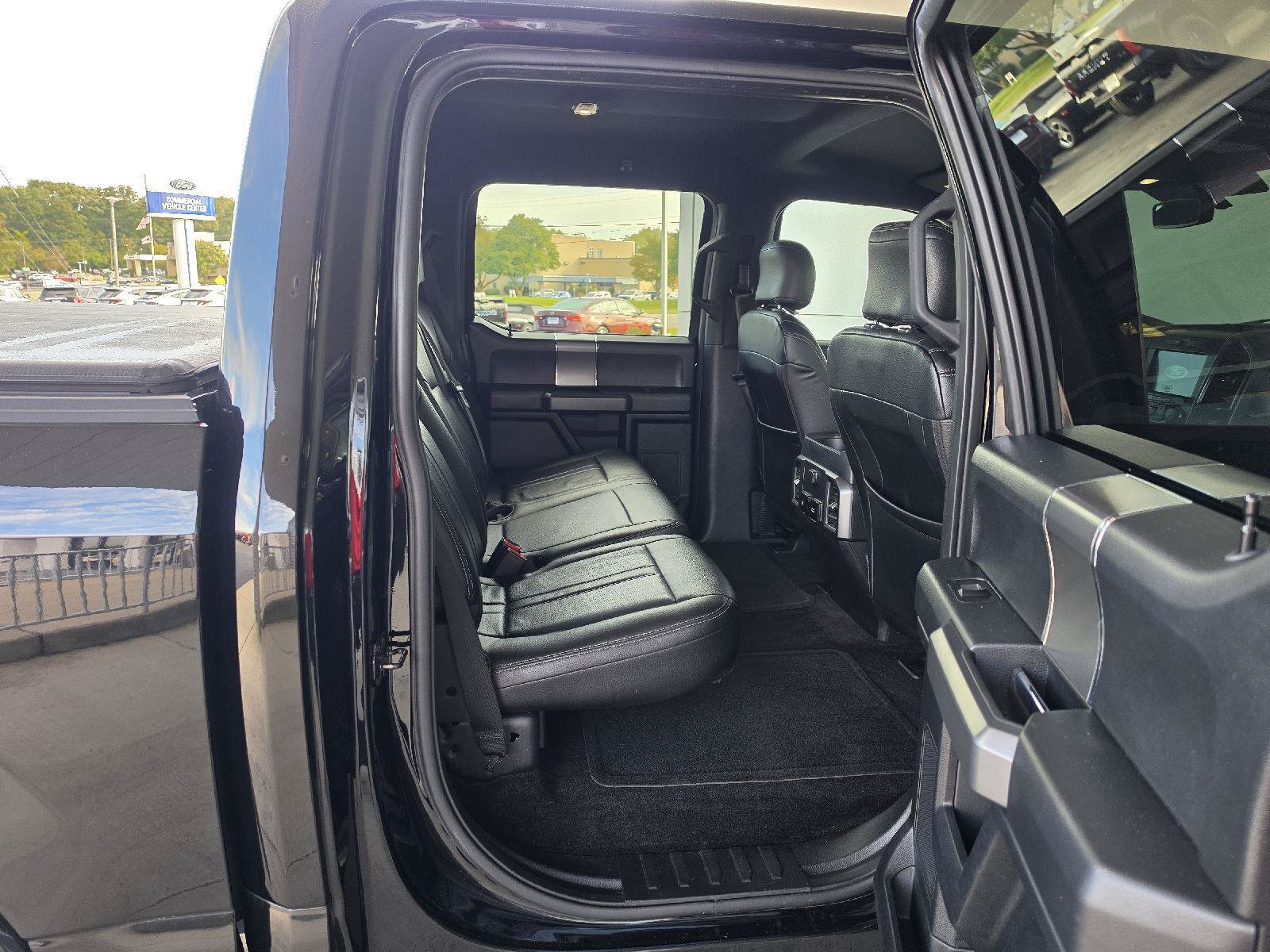 Used 2017 Ford F150 XLT w/ Equipment Group 302A Luxury AWD/4WD image 8