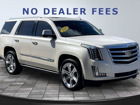 Used 2015 Cadillac Escalade Premium AWD/4WD image 3