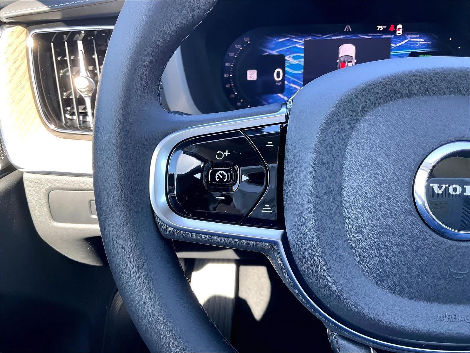 New 2027 Volvo XC60 T8 Ultra AWD/4WD image 17