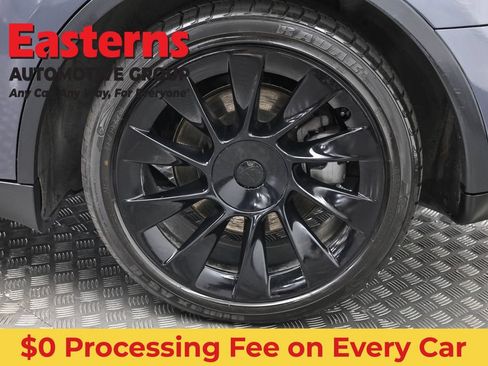 Used 2020 Tesla Model Y Long Range AWD/4WD image 26