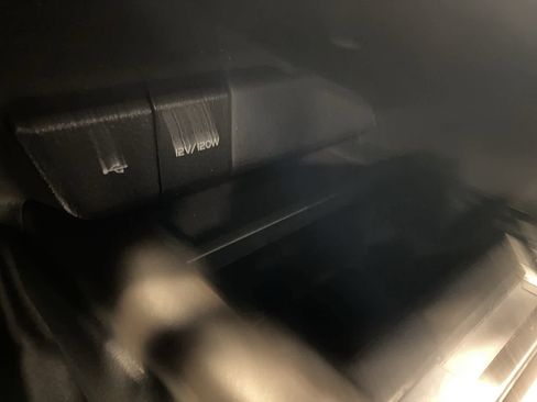 Used 2023 Toyota Camry SE image 24