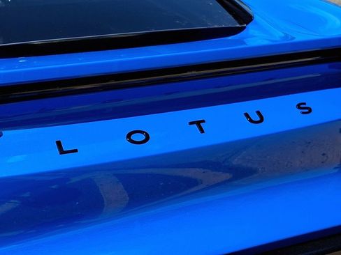 Used 2025 Lotus Emira image 32