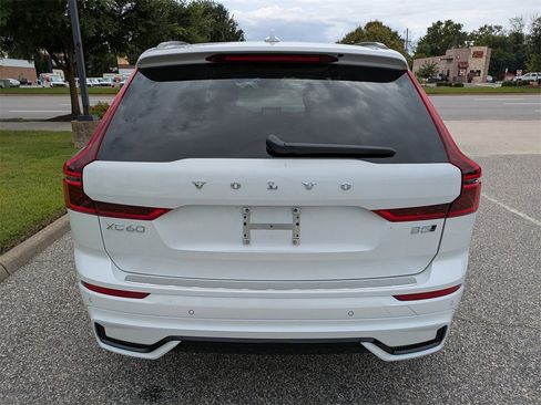 New 2026 Volvo XC60 B5 Ultra w/ Protection Package Premier image 5