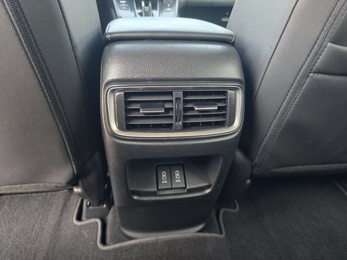 Used 2022 Honda CR-V Touring image 25