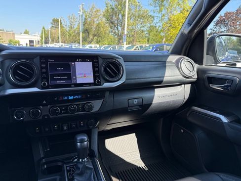 Certified 2023 Toyota Tacoma Limited AWD/4WD image 25