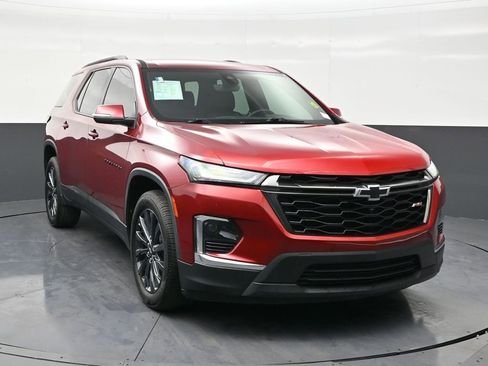 Used 2022 Chevrolet Traverse RS image 7