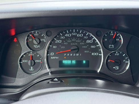 Used 2022 GMC Savana 2500 w/ Driver Convenience Package RWD image 14