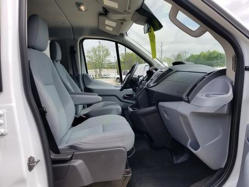 Used 2015 Ford Transit 350 XLT image 17