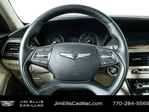 Used 2018 Genesis G90 5.0 Ultimate image 11