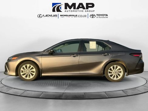Used 2024 Toyota Camry LE image 2