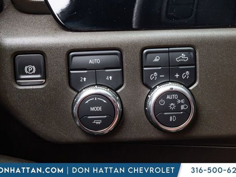 Used 2025 GMC Sierra 1500 SLT image 12