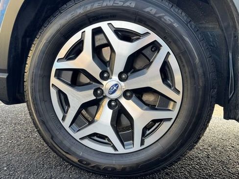 Used 2019 Subaru Forester Premium image 34