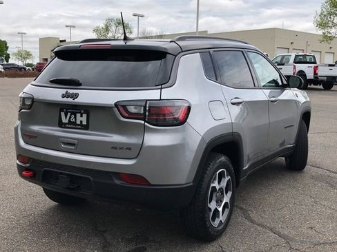 Used 2022 Jeep Compass Trailhawk w/ Trailhawk Elite Group image 33