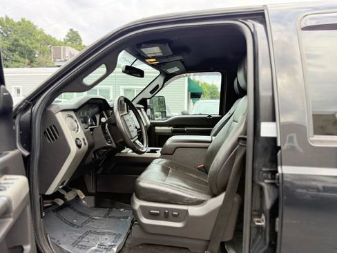 Used 2014 Ford F350 Lariat w/ Lariat Interior Package AWD/4WD image 9