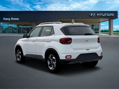 New 2026 Hyundai Venue SEL FWD image 5