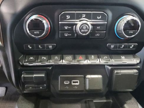 Used 2019 Chevrolet Silverado 1500 High Country AWD/4WD image 25