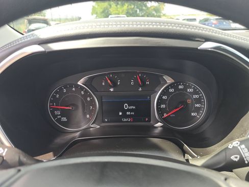 Used 2024 Chevrolet Blazer LT w/ Convenience Package FWD image 3