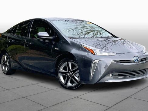 Certified 2022 Toyota Prius XLE image 3