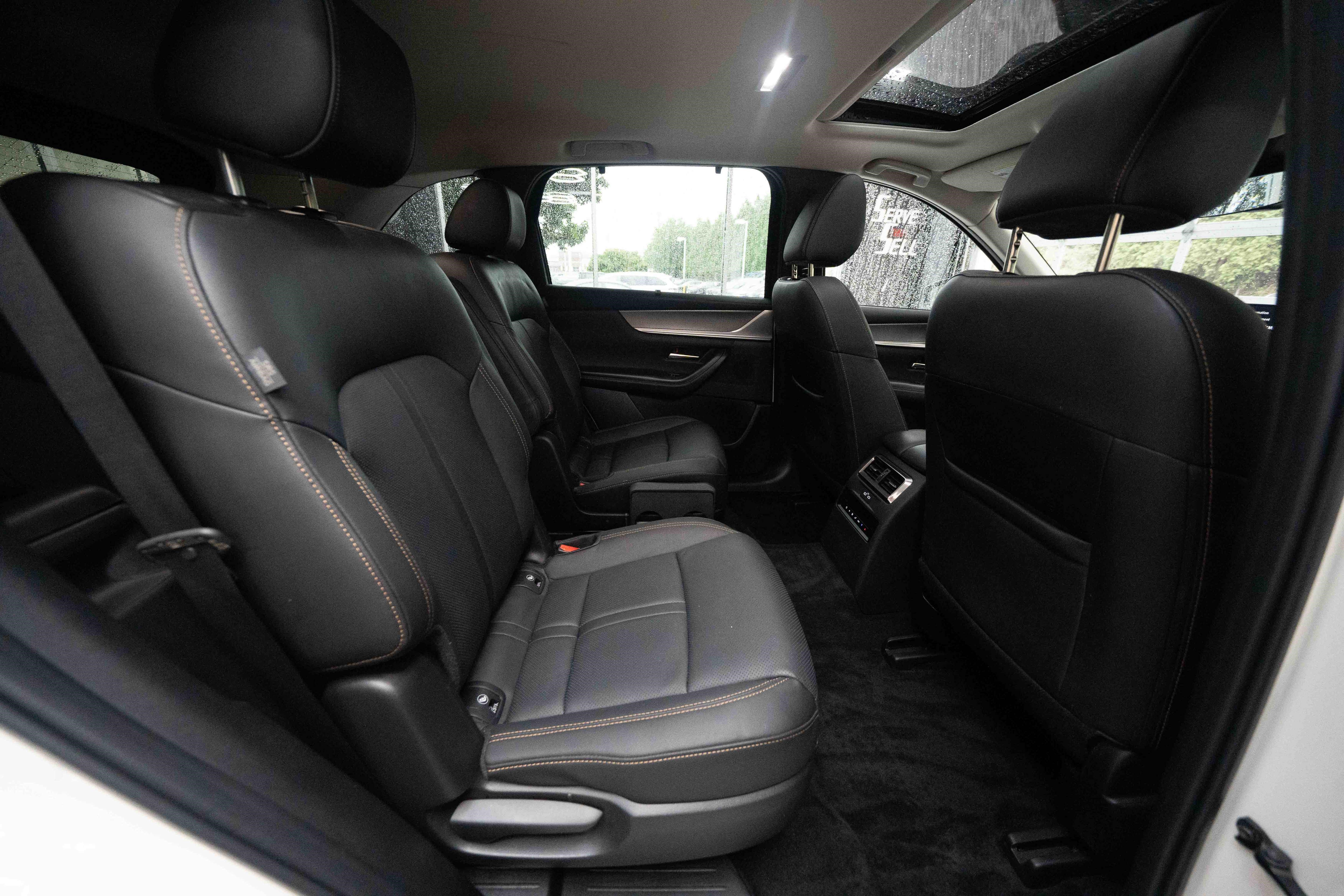 Used 2024 MAZDA CX-90 Plug-In Hybrid w/ Preferred AWD/4WD image 25
