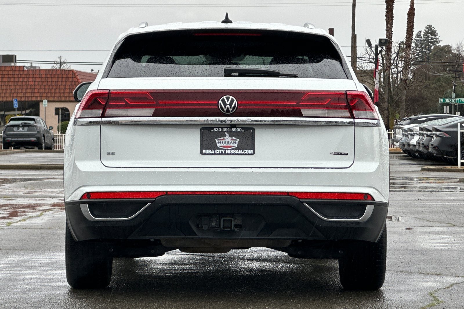 Used 2024 Volkswagen Atlas Cross Sport SE AWD/4WD image 6