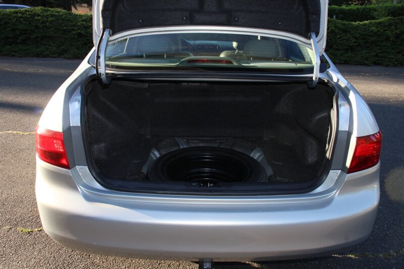 Used 2005 Honda Accord Hybrid Sedan image 14