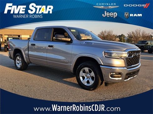 Used 2025 RAM 1500 Big Horn image 1