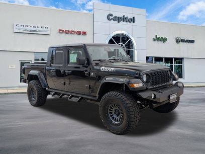 New 2026 Jeep Gladiator Sport