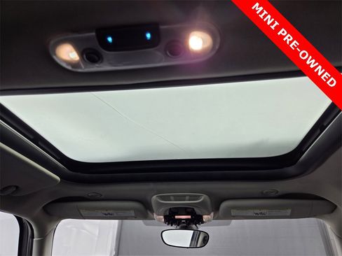 Used 2015 MINI Cooper S image 16