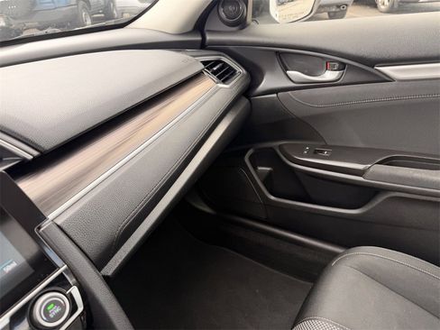 Used 2019 Honda Civic EX image 19
