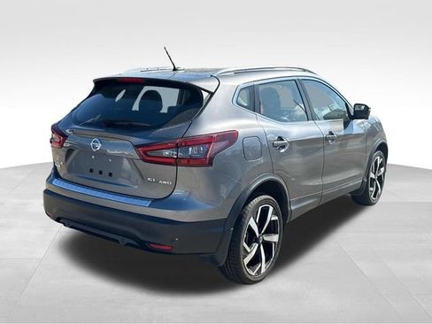 Used 2022 Nissan Rogue Sport SL image 9